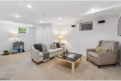 46 Rogers Ave, Berkeley Heights Township, NJ 07922 - Photo 10