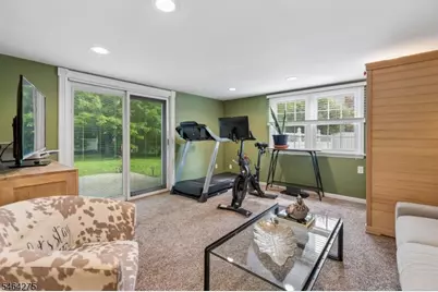 46 Rogers Ave, Berkeley Heights Township, NJ 07922 - Photo 14