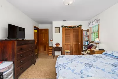 183 Eyland Ave, Roxbury Township, NJ 07876 - Photo 22