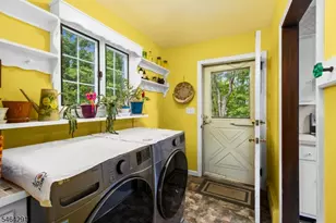 183 Eyland Ave, Roxbury Township, NJ 07876 - Photo 16