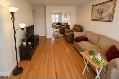 605 Grove St #E4, Clifton, NJ 07013 - Photo 2