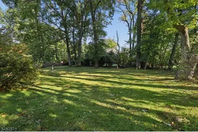 192 Rensselaer Rd, Essex Fells, NJ 07021 - Photo 8
