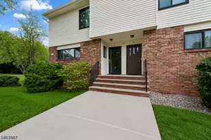 662A Marshall Rd, Hillsborough Township, NJ 08844 - Photo 2