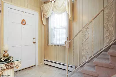 911 W Henry St, Linden, NJ 07036 - Photo 6