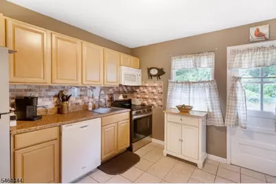 105 Waterfront Dr, Brick Twp., NJ 08724 - Photo 12