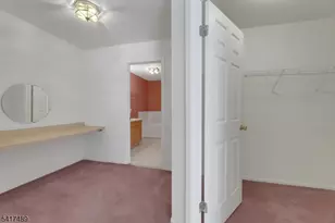 28 Berkeley Square, Watchung, NJ 07922 - Photo 10