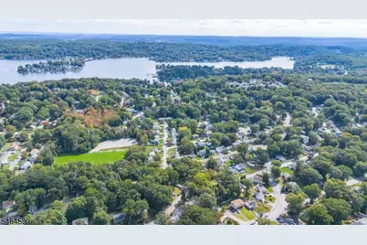 204 Idalroy Trl, Hopatcong, NJ 07843 - Photo 36
