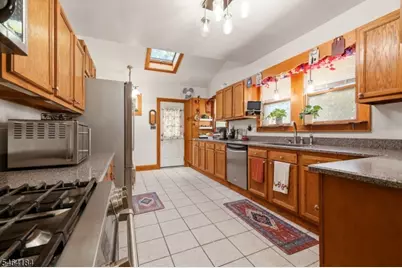 958 Carteret Ave, Union Township, NJ 07083 - Photo 18