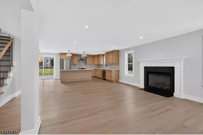 2240 Evergreen Ave, Scotch Plains Township, NJ 07076 - Photo 4