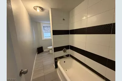 729-735 Ml King Blvd #1A, Newark, NJ 07108 - Photo 16