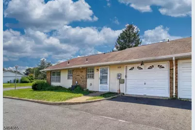 32D Yorkshire Ct, Manchester Township, NJ 08759 - Photo 4