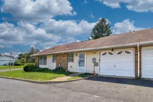 32D Yorkshire Ct, Manchester Township, NJ 08759 - Photo 4