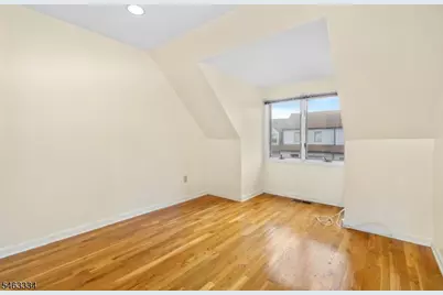 21 Village Park Ct, Scotch Plains Township, NJ 07076 - Photo 14