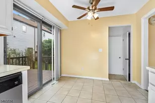 21 Village Park Ct, Scotch Plains Township, NJ 07076 - Photo 10