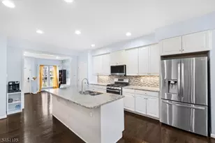 33 Woodland Wy, Mount Arlington, NJ 07856 - Photo 8