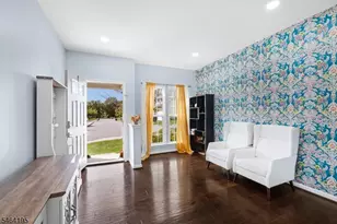 33 Woodland Wy, Mount Arlington, NJ 07856 - Photo 4
