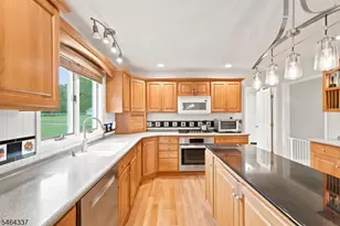 67 Jacobstown New Egypt Rd, North Hanover Township, NJ 08562 - Photo 16