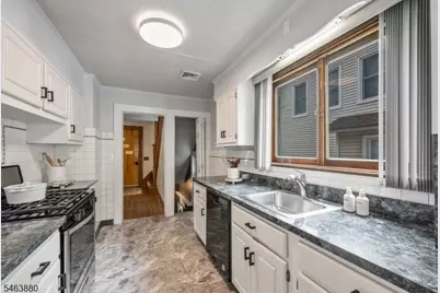 60 Mohr Ave, Bloomfield, NJ 07003 - Photo 14