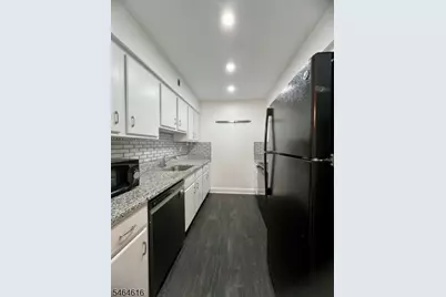 666 Mill St #8, Belleville, NJ 07109 - Photo 6