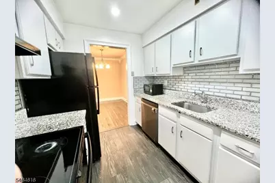 666 Mill St #8, Belleville, NJ 07109 - Photo 4