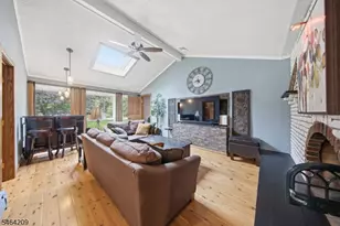 161 Pequest Rd, Green Township, NJ 07821 - Photo 12