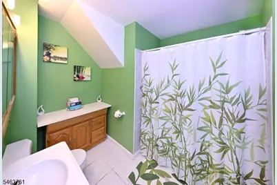 69 8th Ave, Hawthorne, NJ 07506 - Photo 12
