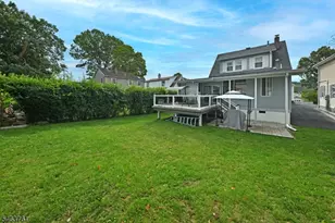 69 8th Ave, Hawthorne, NJ 07506 - Photo 8
