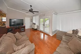 69 8th Ave, Hawthorne, NJ 07506 - Photo 20