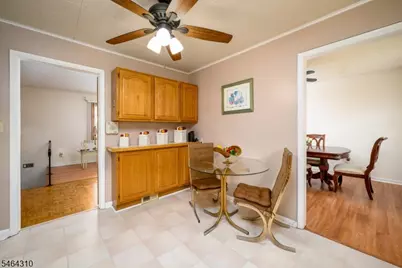 385 Jensen Ave, Rahway, NJ 07065 - Photo 8