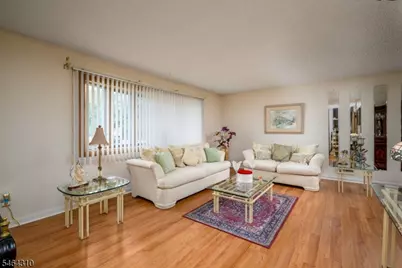 385 Jensen Ave, Rahway, NJ 07065 - Photo 4