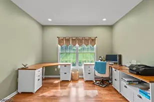 10 Berkshire Way, Holland Township, NJ 08848 - Photo 16