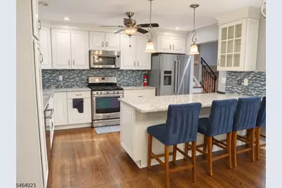 7 Crossbrook Ln, West Caldwell, NJ 07006 - Photo 10