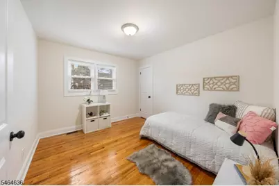 28 Taranto Ct, Maplewood, NJ 07040 - Photo 8