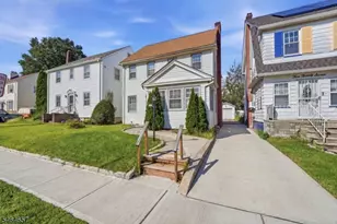 429 Chapman St, Irvington, NJ 07111 - Photo 2