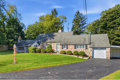 7 Putting Grn, Sparta Township, NJ 07871 - Photo 2