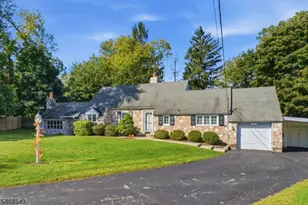 7 Putting Green, Sparta Township, NJ 07871 - Photo 2