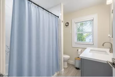 419 Locust St, Roselle Park, NJ 07204 - Photo 26