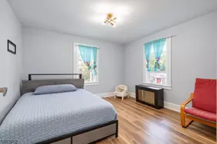 419 Locust St, Roselle Park, NJ 07204 - Photo 24