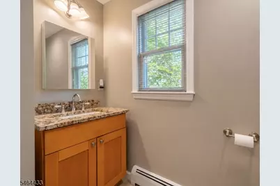 16 Lincoln St, Morristown, NJ 07960 - Photo 20