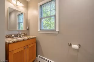 16 Lincoln St, Morristown, NJ 07960 - Photo 20