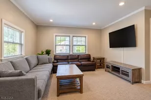 16 Lincoln St, Morristown, NJ 07960 - Photo 22