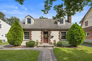 241 Hawthorne St, Scotch Plains Township, NJ 07076 - Photo 1