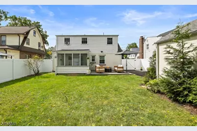 241 Hawthorne St, Scotch Plains Township, NJ 07076 - Photo 24