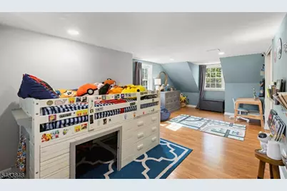 241 Hawthorne St, Scotch Plains Township, NJ 07076 - Photo 12