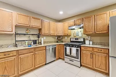 9 Ferndale Ln, Hardyston Township, NJ 07419 - Photo 8