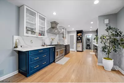 37 Lurline Dr, Bernards Township, NJ 07920 - Photo 6