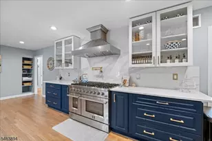 37 Lurline Dr, Bernards Township, NJ 07920 - Photo 8