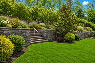 1000 Sunny Slope Dr, Mountainside, NJ 07092 - Photo 48