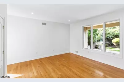 1000 Sunny Slope Dr, Mountainside, NJ 07092 - Photo 22