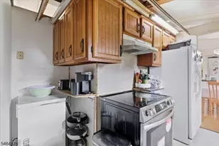 25 W Asbury Anderson Rd, Washington Township, NJ 08827 - Photo 14